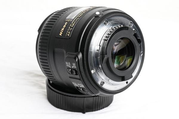 Nikon Micro Nikkor 40mm DX f2.8 -Gebrauchtartikel-